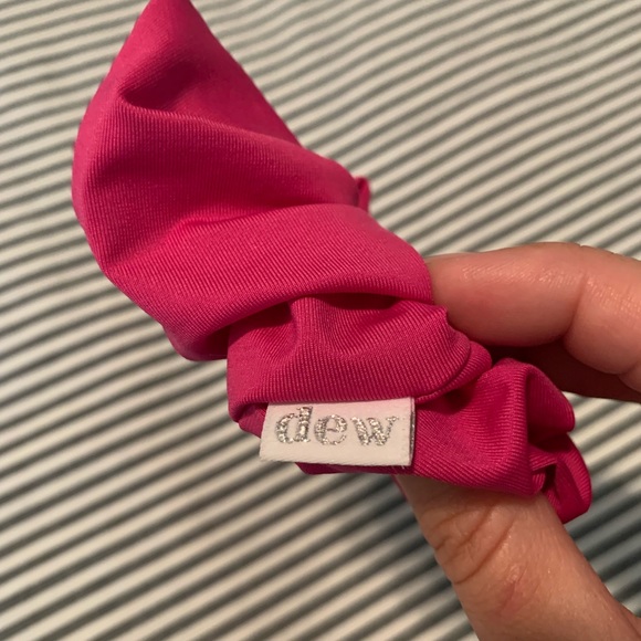 Dew Edit Scrunchie 💕 - Picture 3 of 3